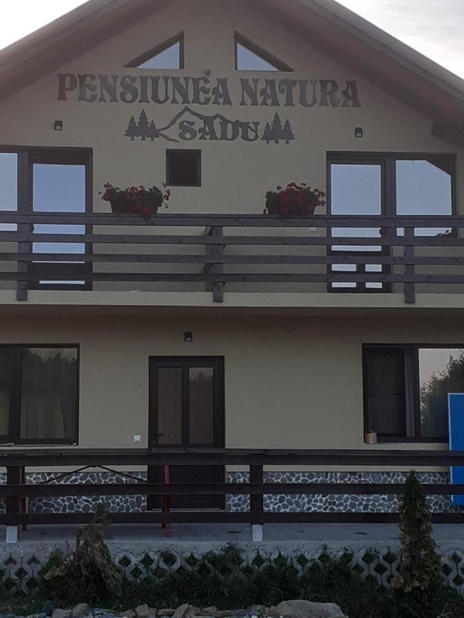 Pensiunea Natura Sadu 锡比乌 外观 照片